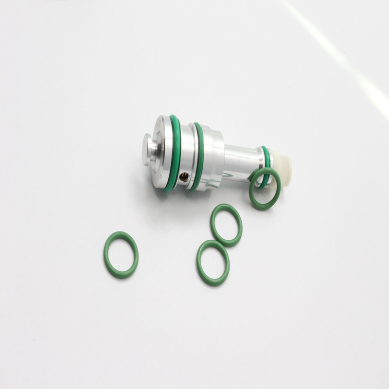 20 a 90 Shore A Rubber Oil Seal Esqueleto Tipo Anel de borracha personalizado para motocicletas