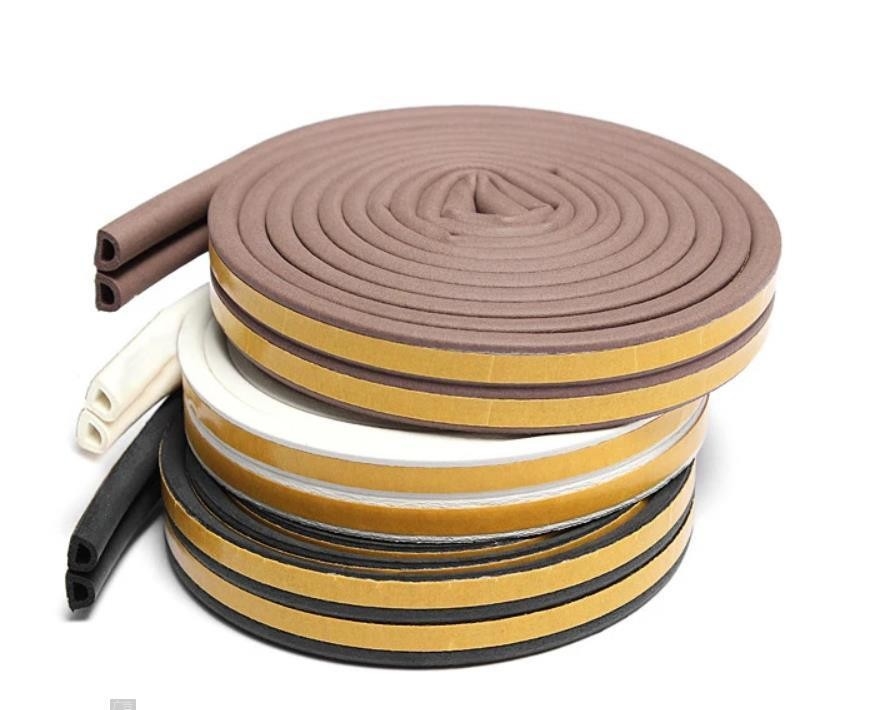 Dimensão personalizada Tipo D EPDM espuma Adesivo Portão Selo de tiras de borracha anti-polvo para portas de janelas