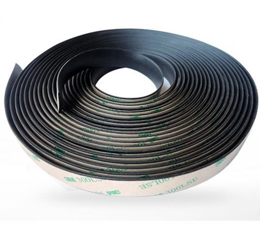 Dimensão personalizada Tipo D EPDM espuma Adesivo Portão Selo de tiras de borracha anti-polvo para portas de janelas